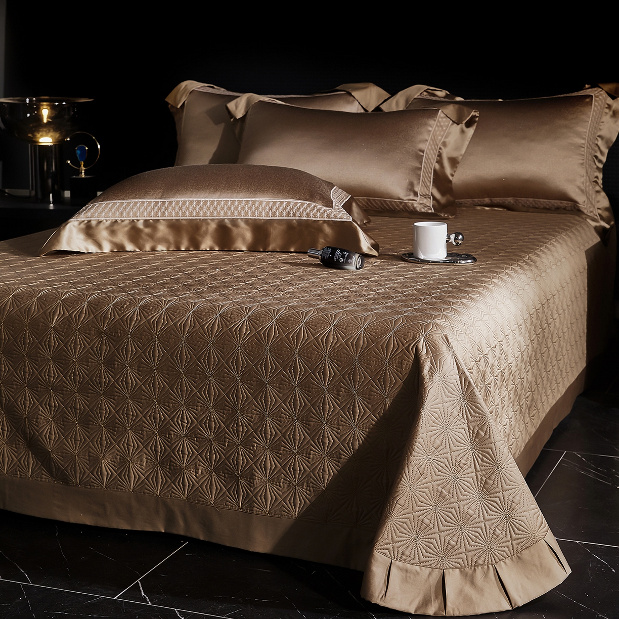 91家纺网 家纺一手货源 找家纺 edra 2026新款真丝天丝轻奢提花床盖款四件套-缇芙尼 缇芙尼棕色