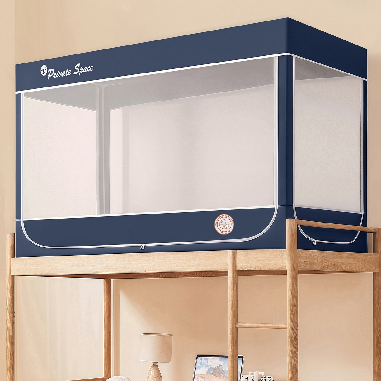 91家纺网 家纺一手货源 找家纺 壹和 2026新款纯物理无涂层无覆膜款遮光防蚊学生坐床蚊帐 靛蓝拼米