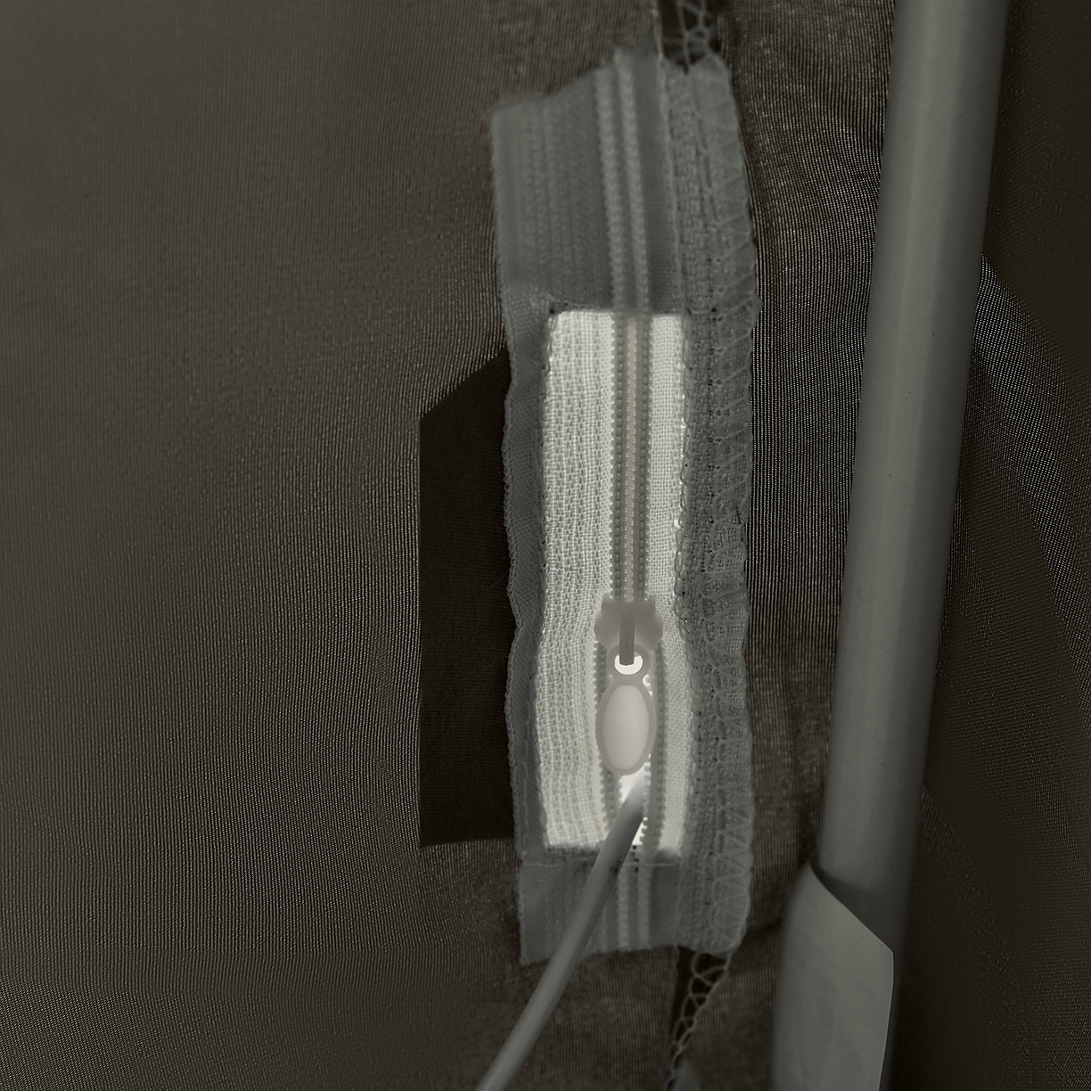 91家纺网 家纺一手货源 找家纺 壹和 2026新款纯物理无涂层无覆膜款遮光防蚊学生坐床蚊帐 大象灰