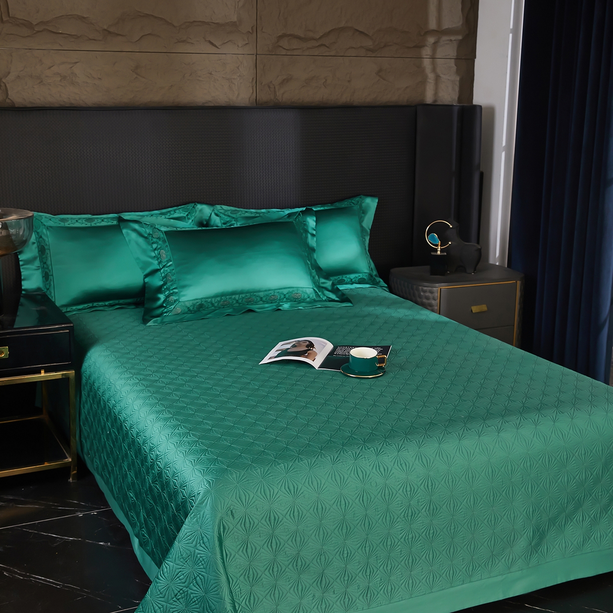 91家纺网 家纺一手货源 找家纺 edra 2026新款真丝天丝轻奢床盖款四件套-圣罗兰 圣罗兰绿色