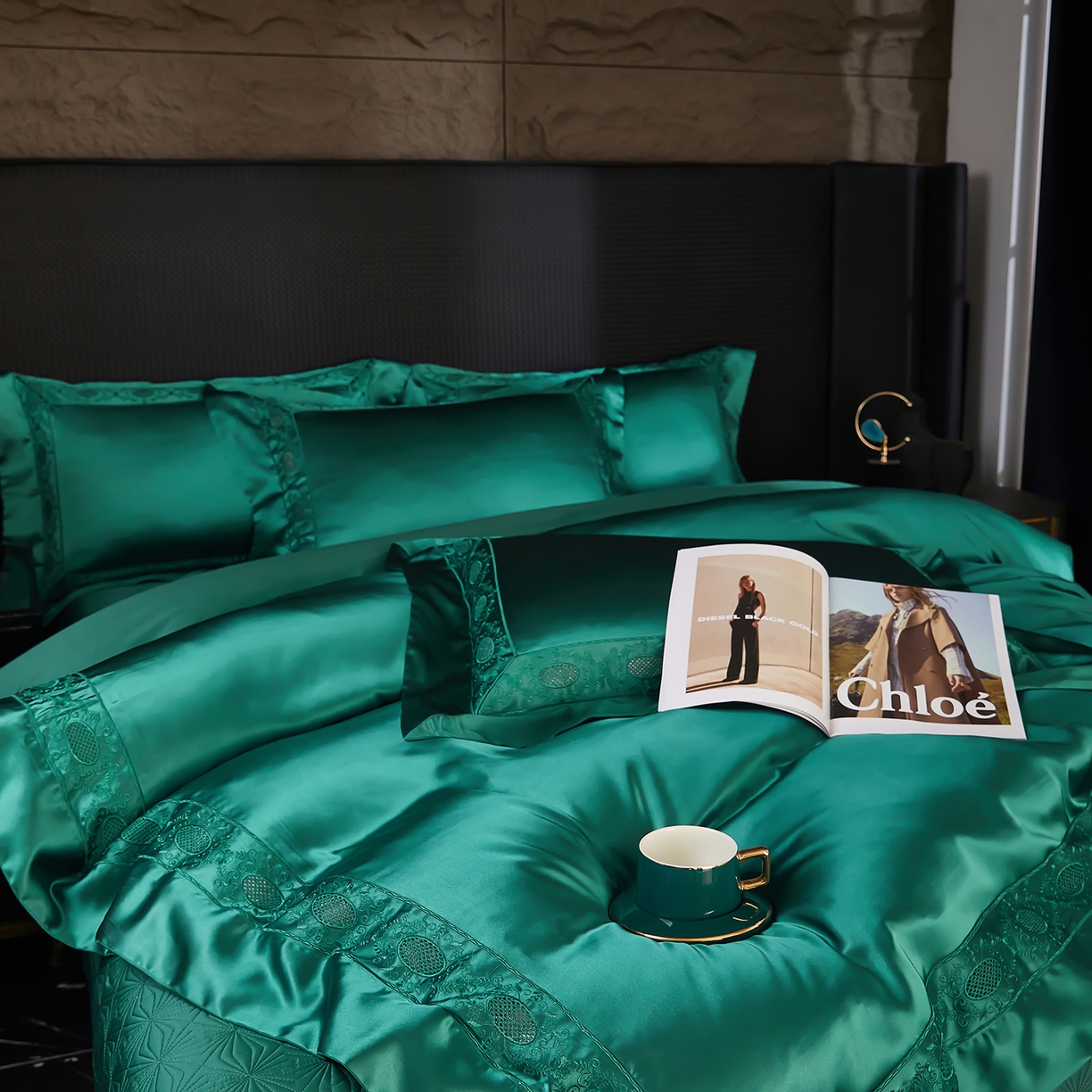 91家纺网 家纺一手货源 找家纺 edra 2026新款真丝天丝轻奢床盖款四件套-圣罗兰 圣罗兰绿色