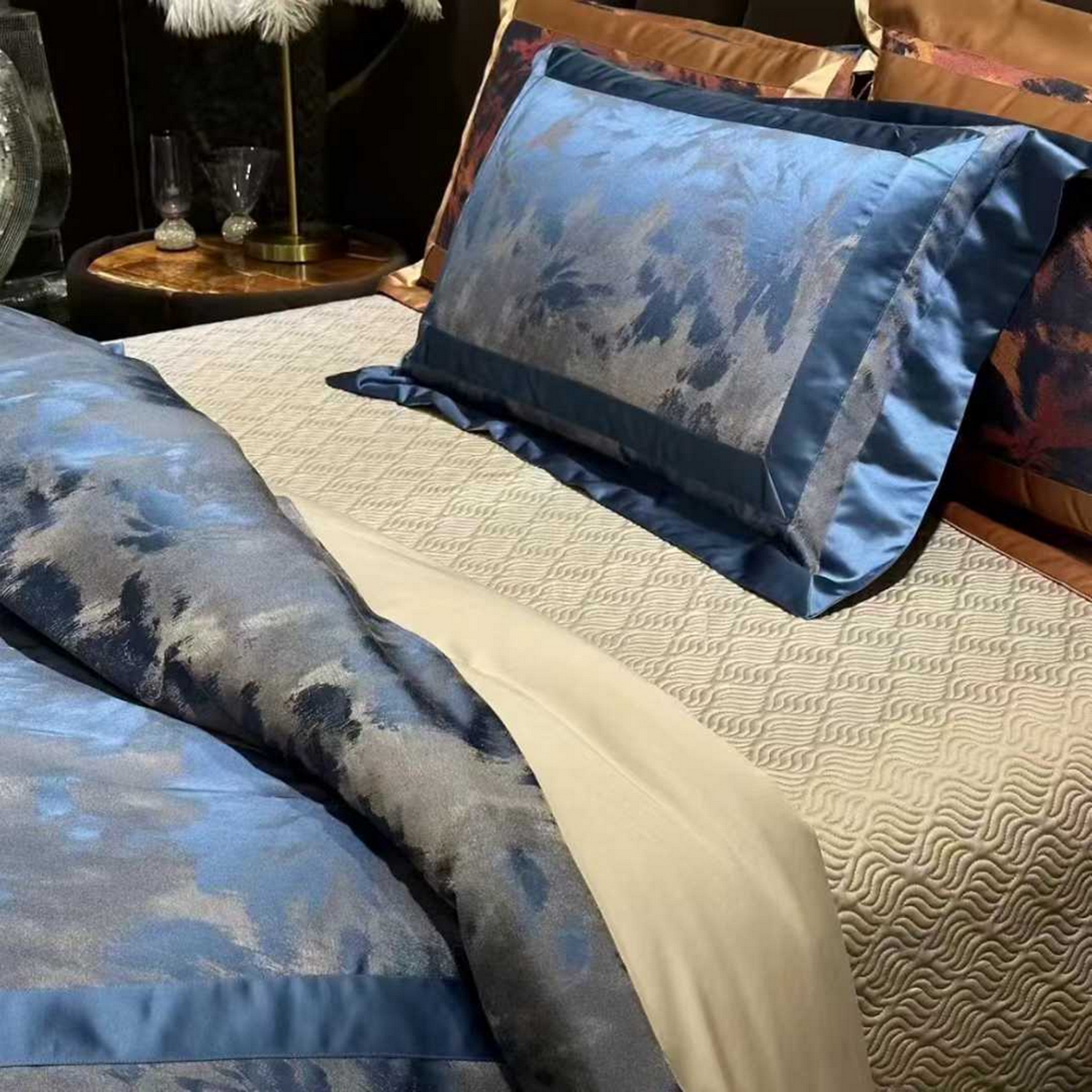 91家纺网 家纺一手货源 找家纺 edra 2026新款真丝天丝轻奢提花床盖款四件套-朝花夕拾 朝花夕拾-蓝