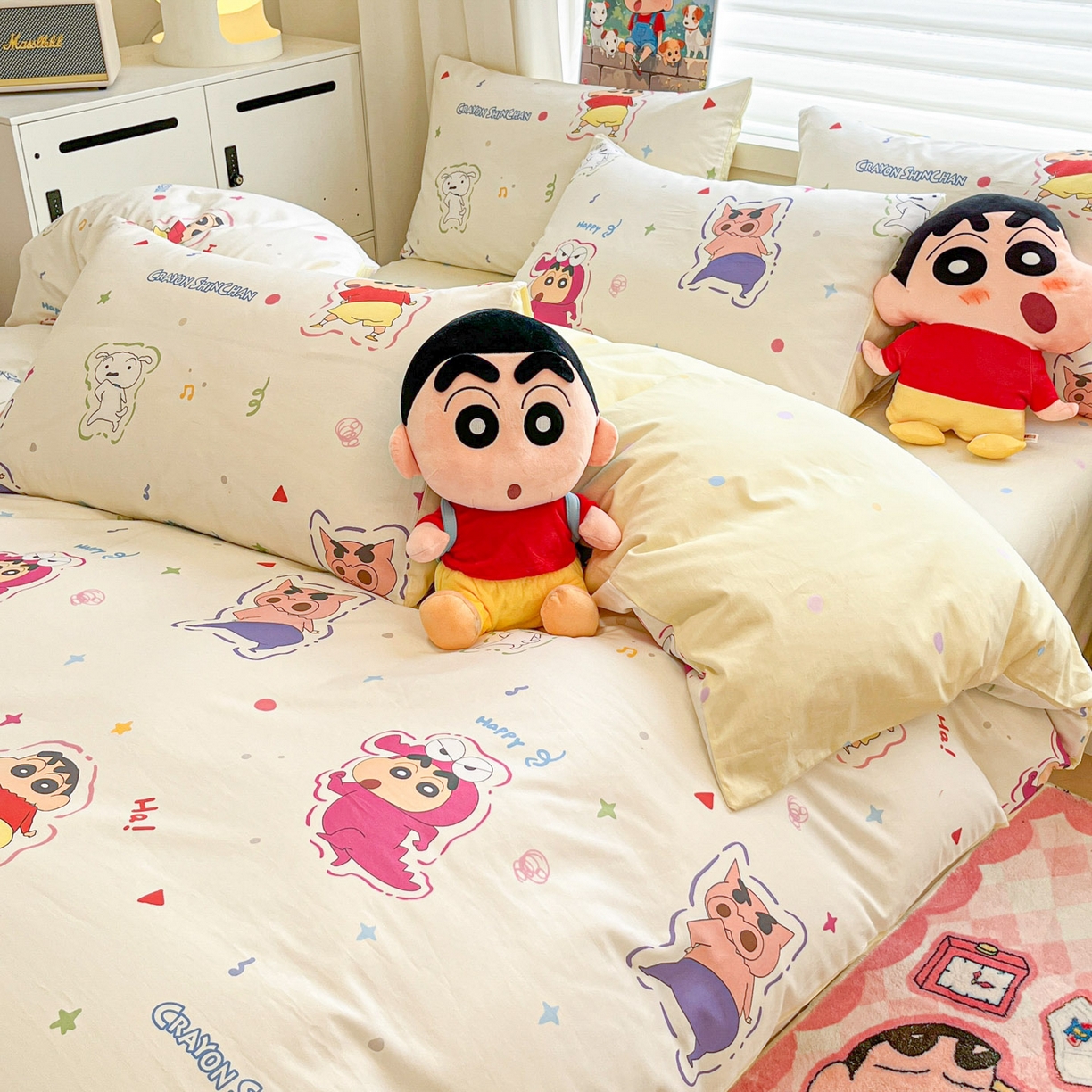 91家纺网 家纺一手货源 找家纺 暮思家居 2026春夏新款正版授权蜡笔小新全棉纯棉四件套系列 可爱小新