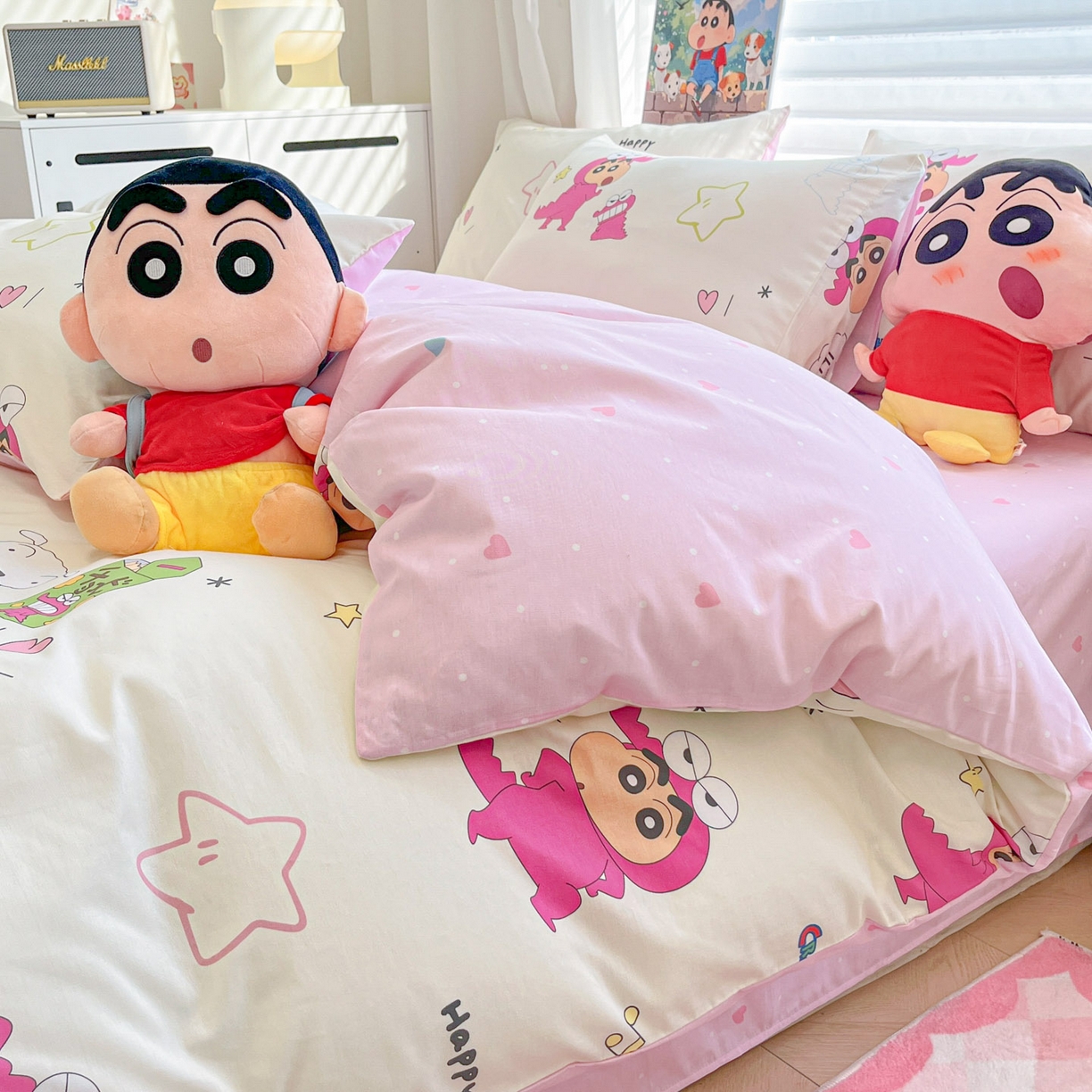 91家纺网 家纺一手货源 找家纺 暮思家居 2026春夏新款正版授权蜡笔小新全棉纯棉四件套系列 百变小新