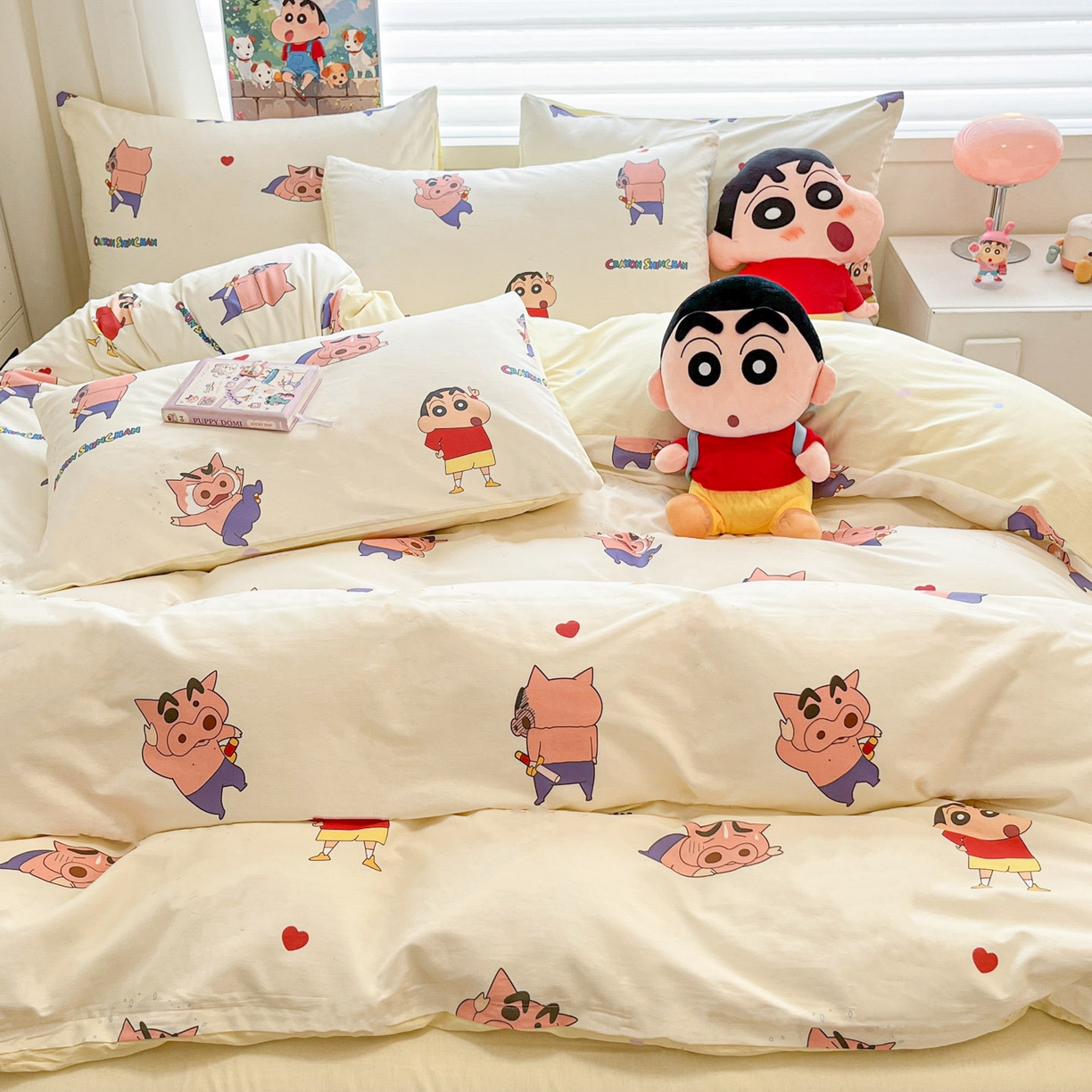 91家纺网 家纺一手货源 找家纺 暮思家居 2026春夏新款正版授权蜡笔小新全棉纯棉四件套系列 调皮小新