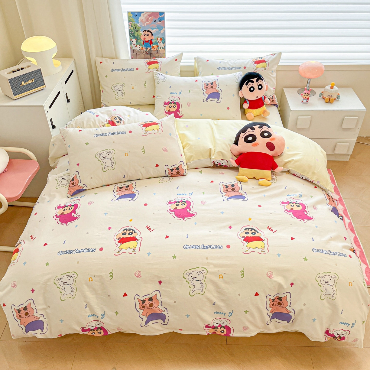 91家纺网 家纺一手货源 找家纺 暮思家居 2026春夏新款正版授权蜡笔小新全棉纯棉四件套系列 可爱小新