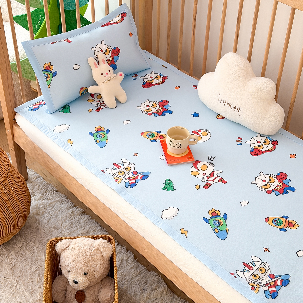 91家纺网 家纺一手货源 找家纺 嗨生活 2026新款600D冰丝凉席儿童婴儿床凉席幼儿园凉席拼床凉席席子 宇宙超人