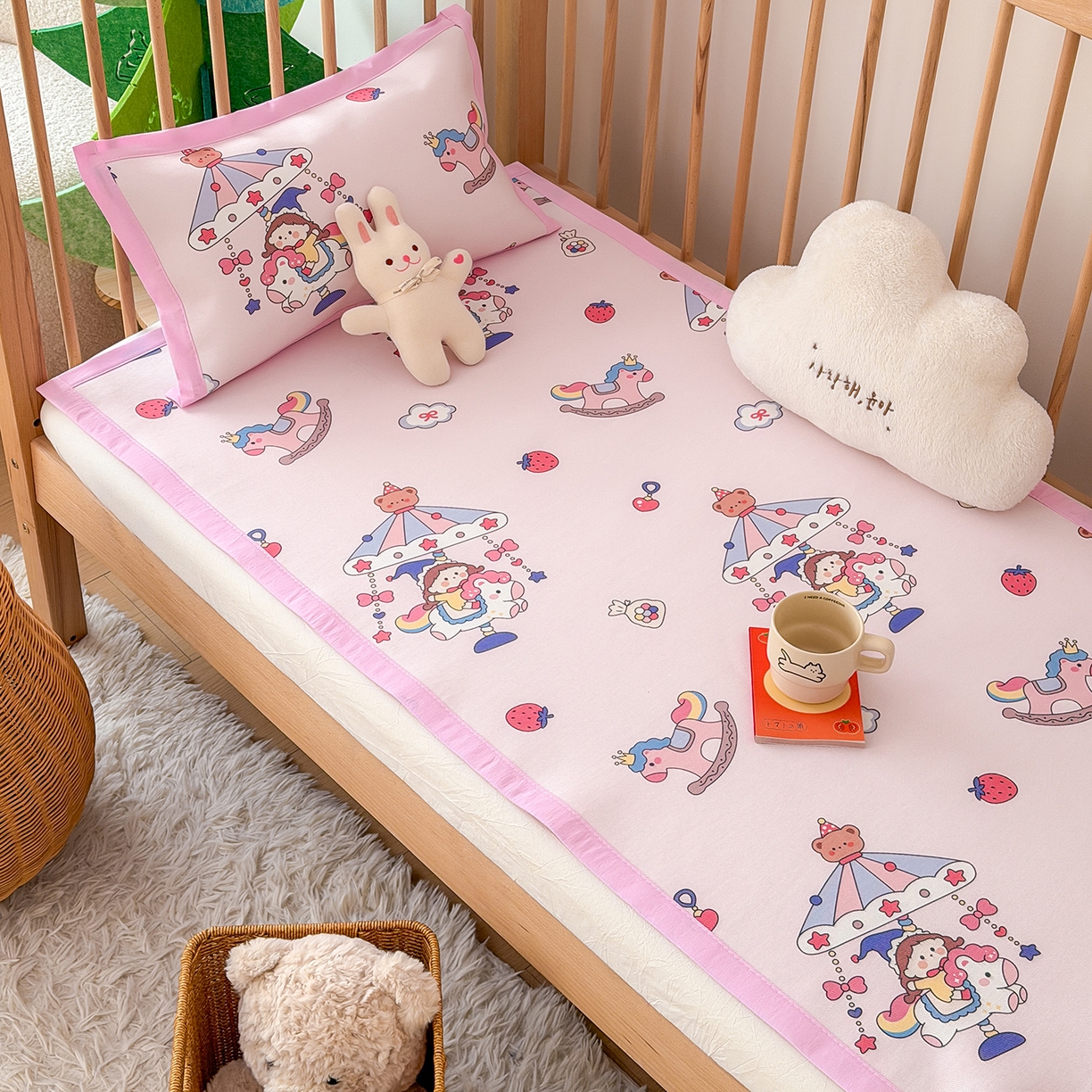 91家纺网 家纺一手货源 找家纺 嗨生活 2026新款600D冰丝凉席儿童婴儿床凉席幼儿园凉席拼床凉席席子 公主女孩