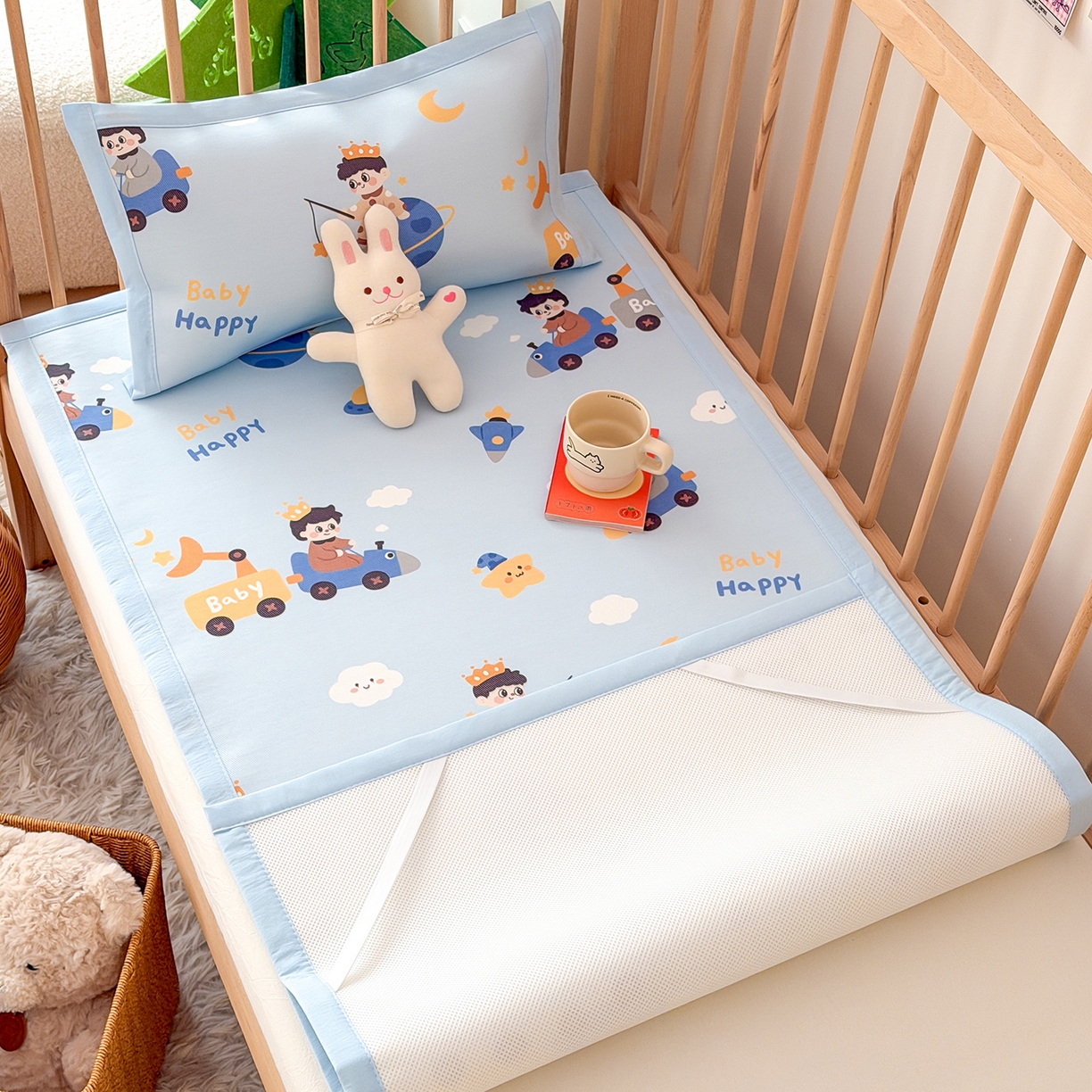 91家纺网 家纺一手货源 找家纺 嗨生活 2026新款600D冰丝凉席儿童婴儿床凉席幼儿园凉席拼床凉席席子 快乐男孩