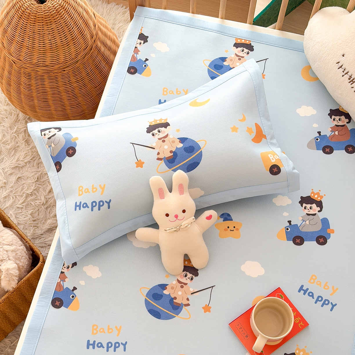 91家纺网 家纺一手货源 找家纺 嗨生活 2026新款600D冰丝凉席儿童婴儿床凉席幼儿园凉席拼床凉席席子 快乐男孩