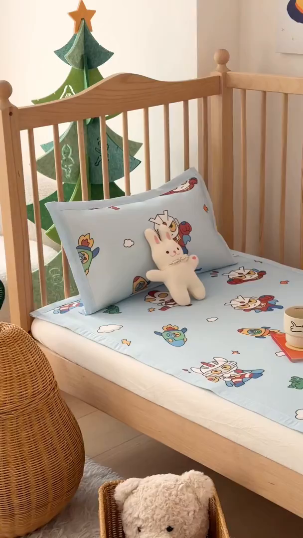 91家纺网 家纺一手货源 找家纺 嗨生活 2026新款600D冰丝凉席儿童婴儿床凉席幼儿园凉席拼床凉席席子 宇宙超人