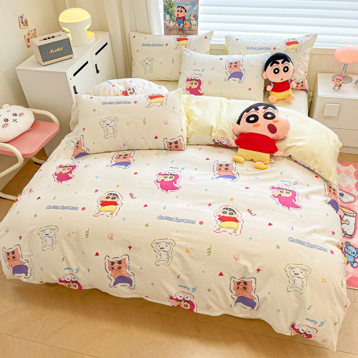 91家纺网 家纺一手货源 找家纺 暮思家居 2026春夏新款正版授权蜡笔小新全棉纯棉四件套系列 可爱小新