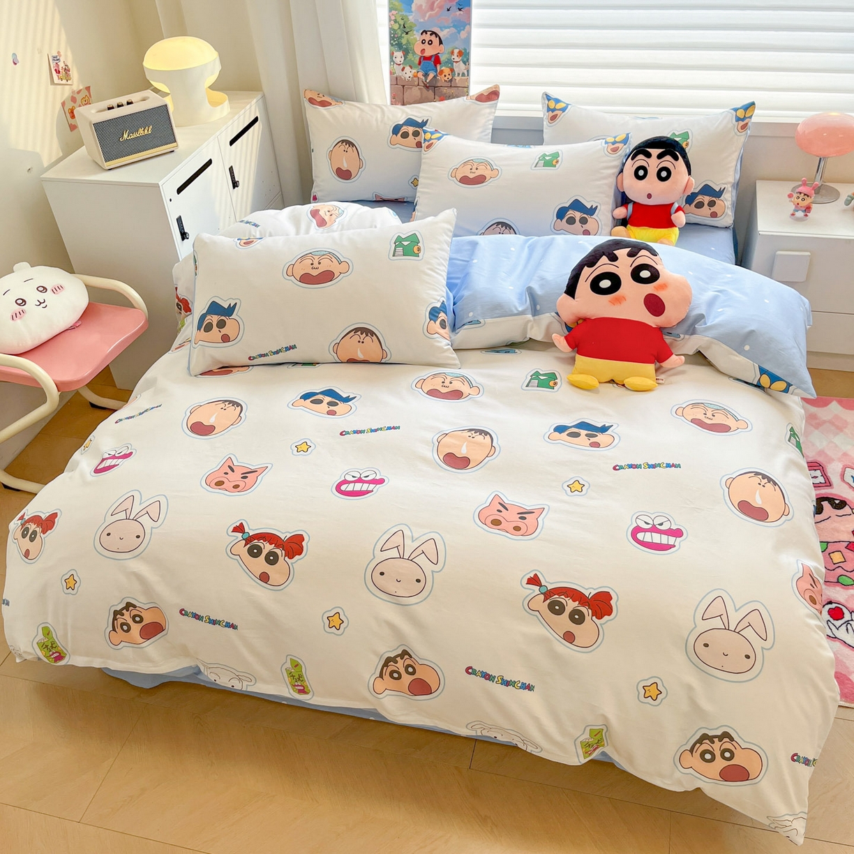 91家纺网 家纺一手货源 找家纺 暮思家居 2026春夏新款正版授权蜡笔小新全棉纯棉四件套系列 趣味小新