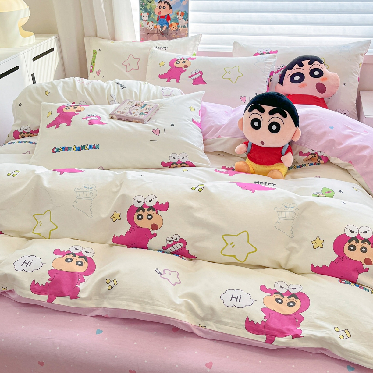 91家纺网 家纺一手货源 找家纺 暮思家居 2026春夏新款正版授权蜡笔小新全棉纯棉四件套系列 百变小新