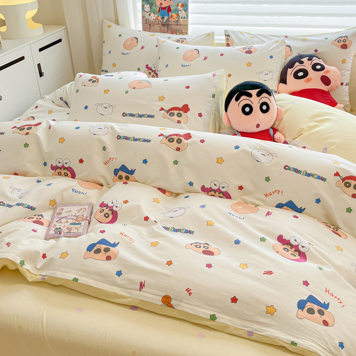 91家纺网 家纺一手货源 找家纺 暮思家居 2026春夏新款正版授权蜡笔小新全棉纯棉四件套系列 派对小新