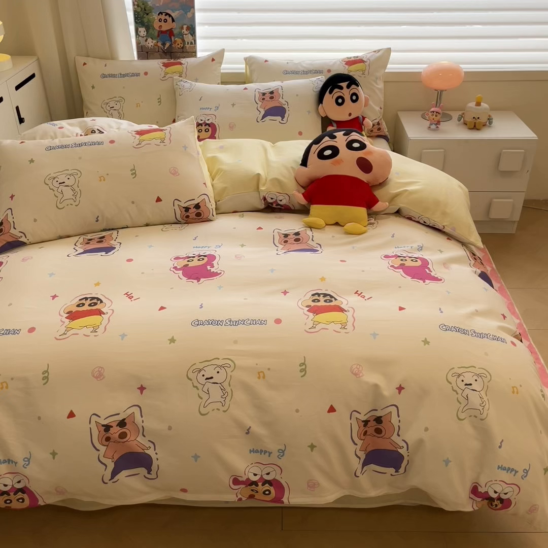 91家纺网 家纺一手货源 找家纺 暮思家居 2026春夏新款正版授权蜡笔小新全棉纯棉四件套系列 可爱小新