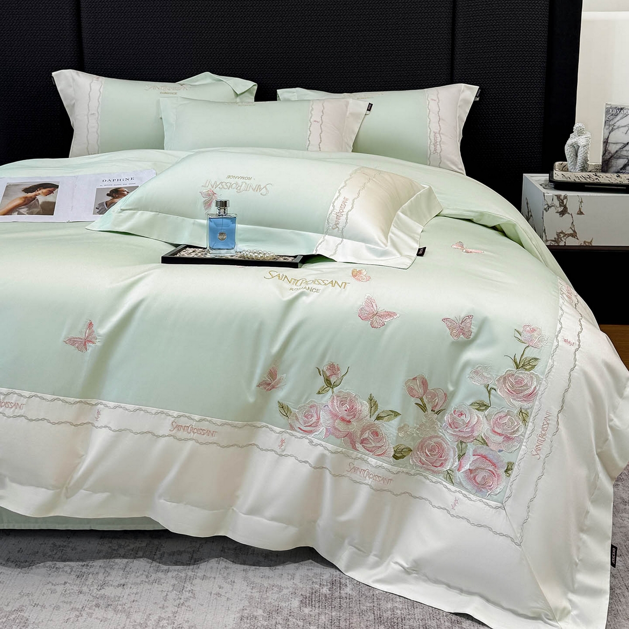 91家纺网 家纺一手货源 找家纺 2026爆款新品A类50S双股长绒棉纯棉四件套100全棉重工花卉刺绣被套床单床笠小清新床上用品溪畔玫瑰 溪畔玫瑰-茶绿