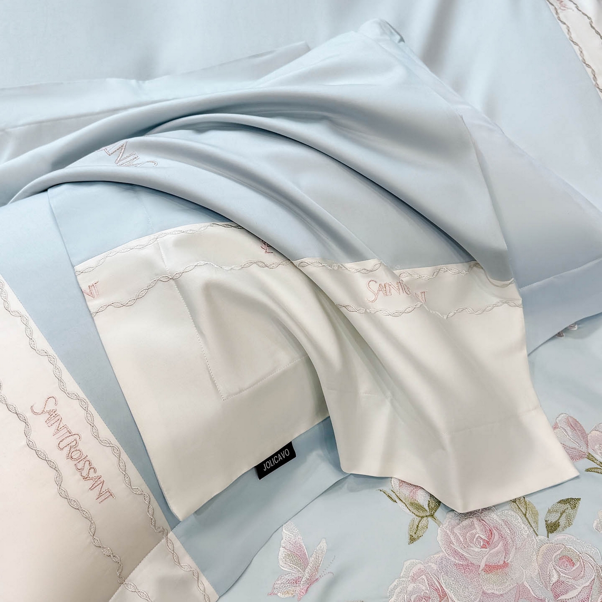 91家纺网 家纺一手货源 找家纺 2026爆款新品A类50S双股长绒棉纯棉四件套100全棉重工花卉刺绣被套床单床笠小清新床上用品溪畔玫瑰 溪畔玫瑰-慕蓝