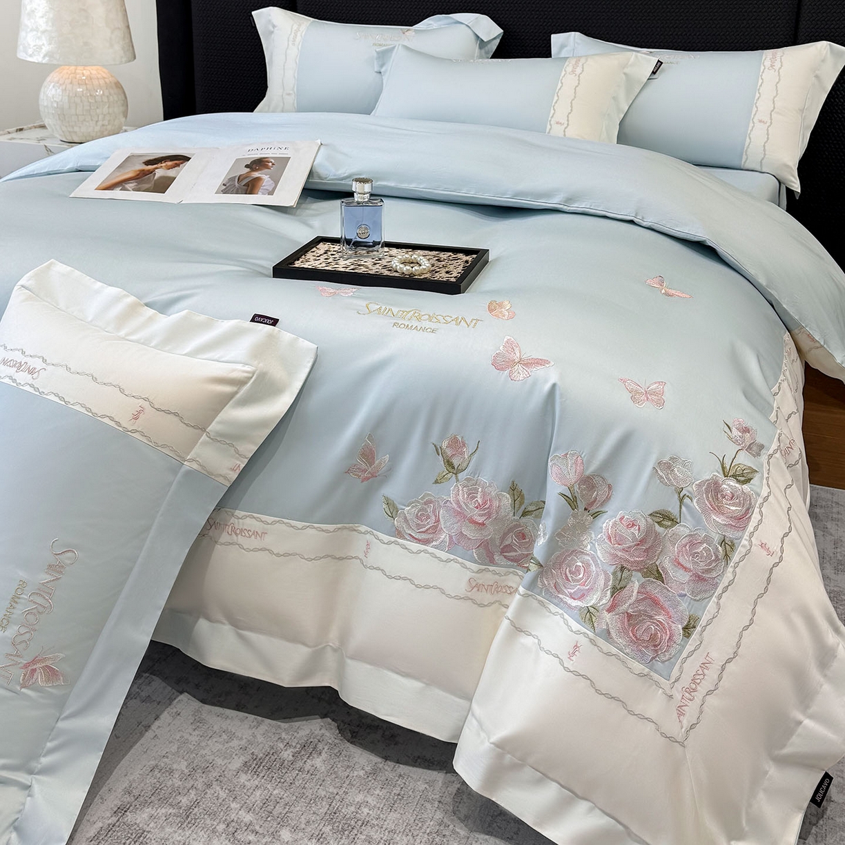 91家纺网 家纺一手货源 找家纺 2026爆款新品A类50S双股长绒棉纯棉四件套100全棉重工花卉刺绣被套床单床笠小清新床上用品溪畔玫瑰 溪畔玫瑰-慕蓝