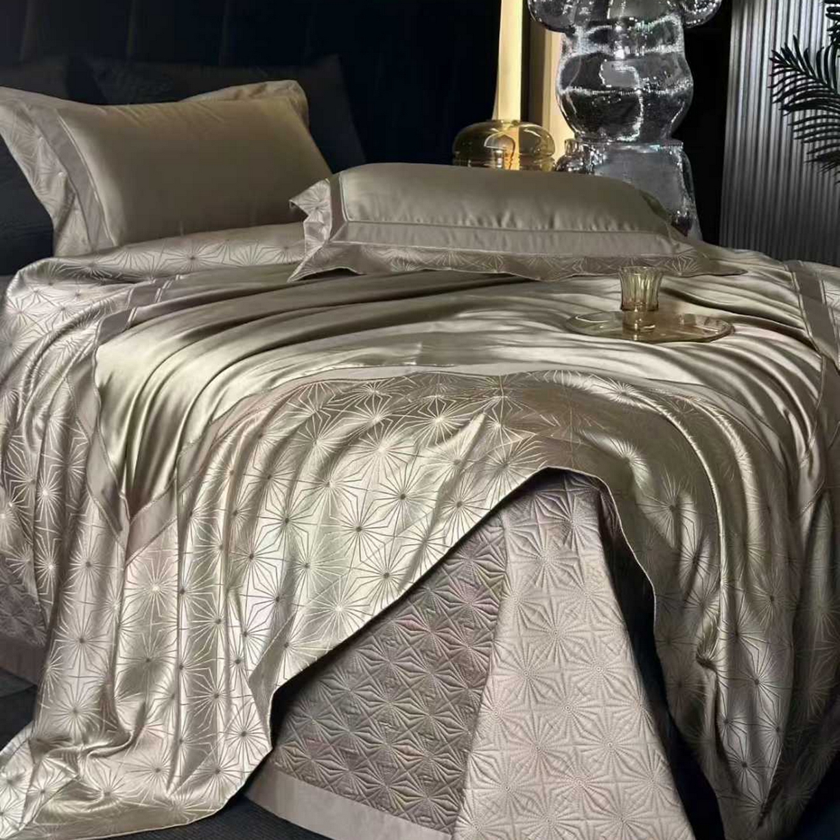 91家纺网 家纺一手货源 找家纺 edra 2026新款真丝天丝轻奢软浮雕床盖款四件套-真丝浮雕 真丝浮雕-咖