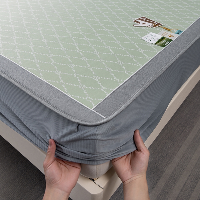 91家纺网 家纺一手货源 找家纺 小牛席业 2026新款轻奢风-月亮爱心PE凉感冰丝席系列（床笠款）凉席藤席冰藤席冰丝席竹席乳胶席凉感豆豆席 绿色