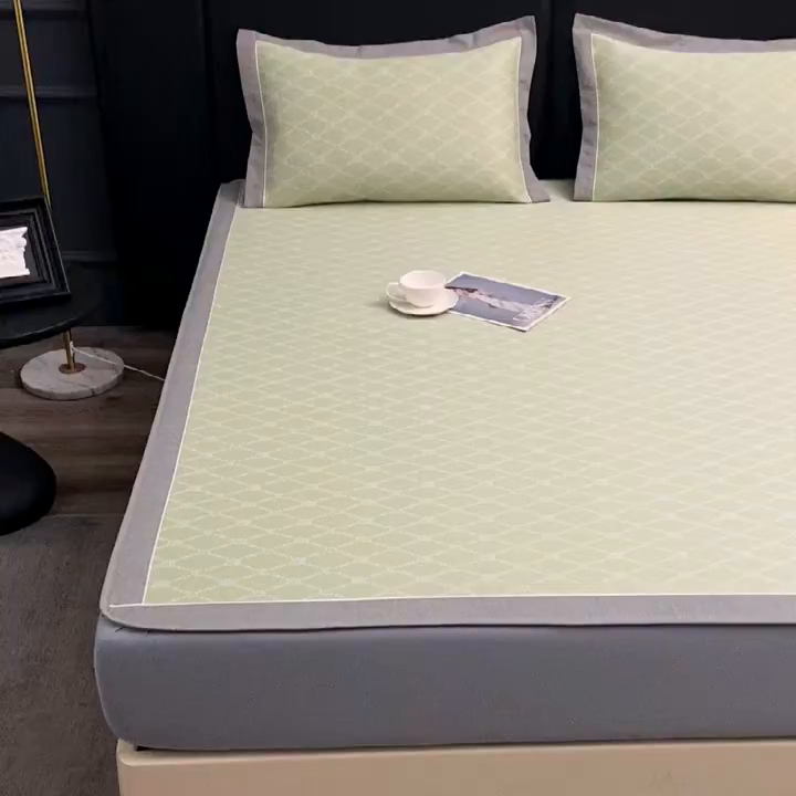 91家纺网 家纺一手货源 找家纺 小牛席业 2026新款轻奢风-月亮爱心PE凉感冰丝席系列（床笠款）凉席藤席冰藤席冰丝席竹席乳胶席凉感豆豆席 绿色