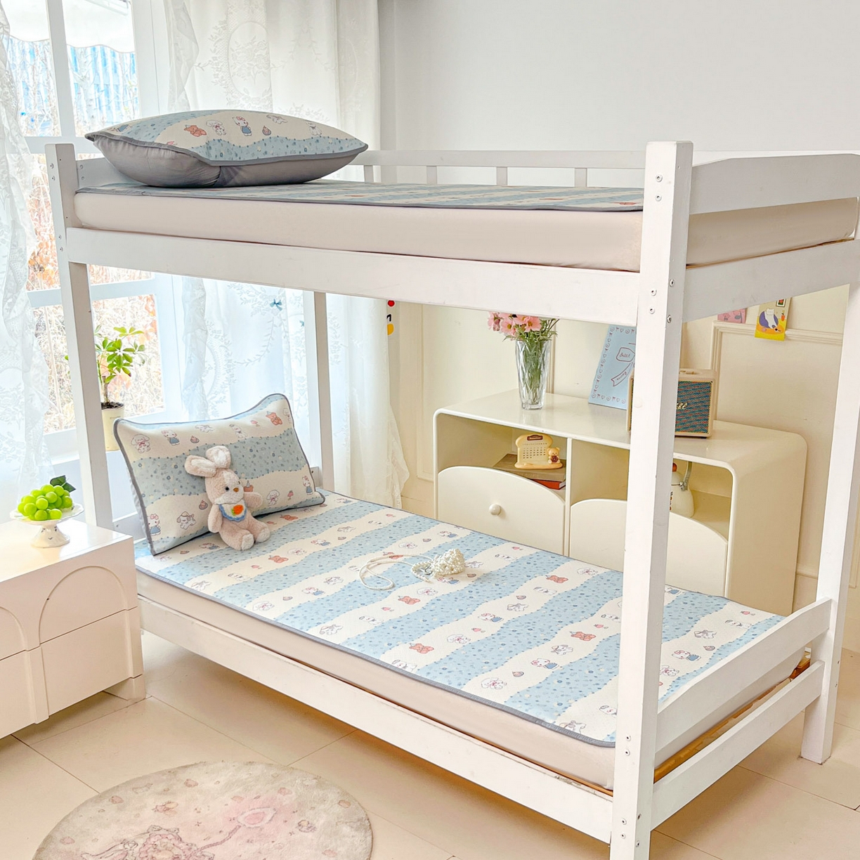 91家纺网 家纺一手货源 找家纺 川悦生活 2026新款凉感冰丝席小阪凉感冰丝数码印花席学生床 席花田乐园