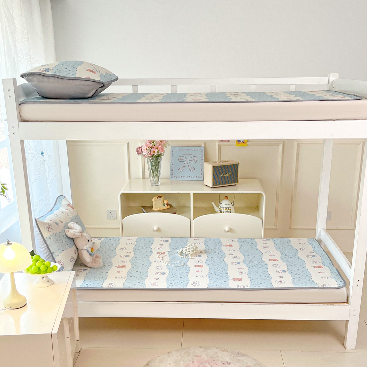 91家纺网 家纺一手货源 找家纺 川悦生活 2026新款凉感冰丝席小阪凉感冰丝数码印花席学生床 席花田乐园