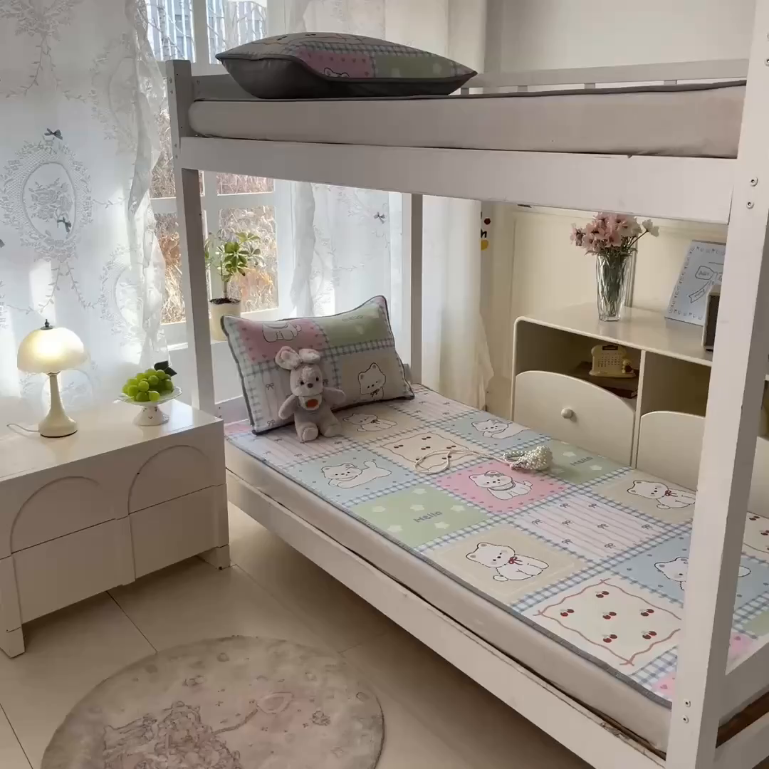 91家纺网 家纺一手货源 找家纺 川悦生活 2026新款凉感冰丝席小阪凉感冰丝数码印花席学生床 席画画西高地