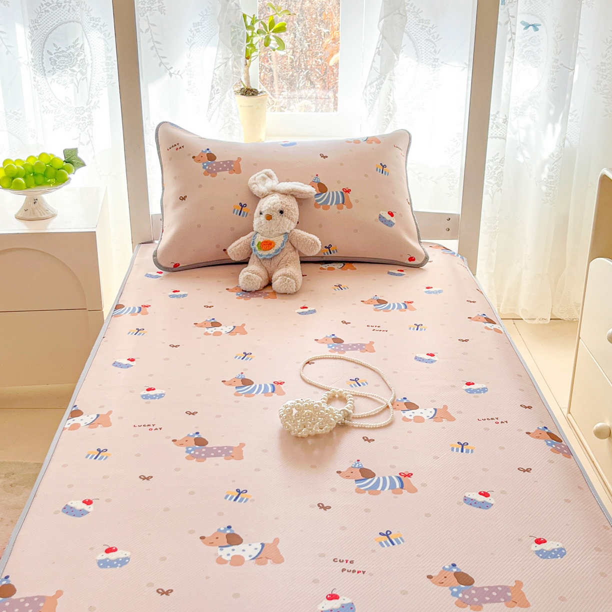 91家纺网 家纺一手货源 找家纺 川悦生活 2026新款凉感冰丝席小阪凉感冰丝数码印花席学生床 席可乐腊肠