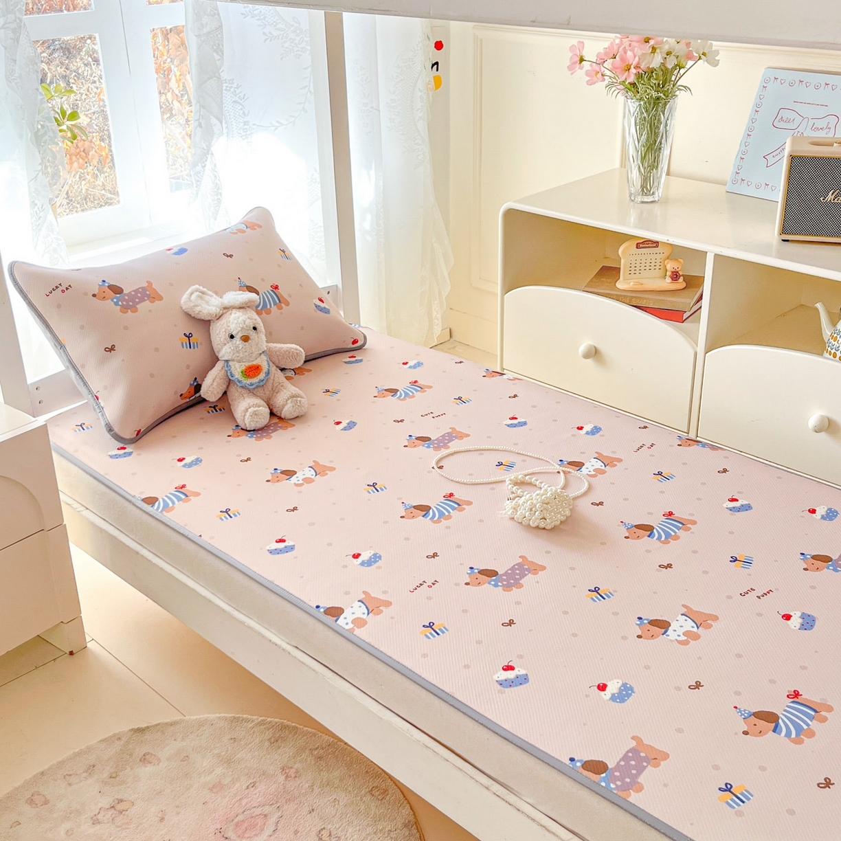 91家纺网 家纺一手货源 找家纺 川悦生活 2026新款凉感冰丝席小阪凉感冰丝数码印花席学生床 席可乐腊肠