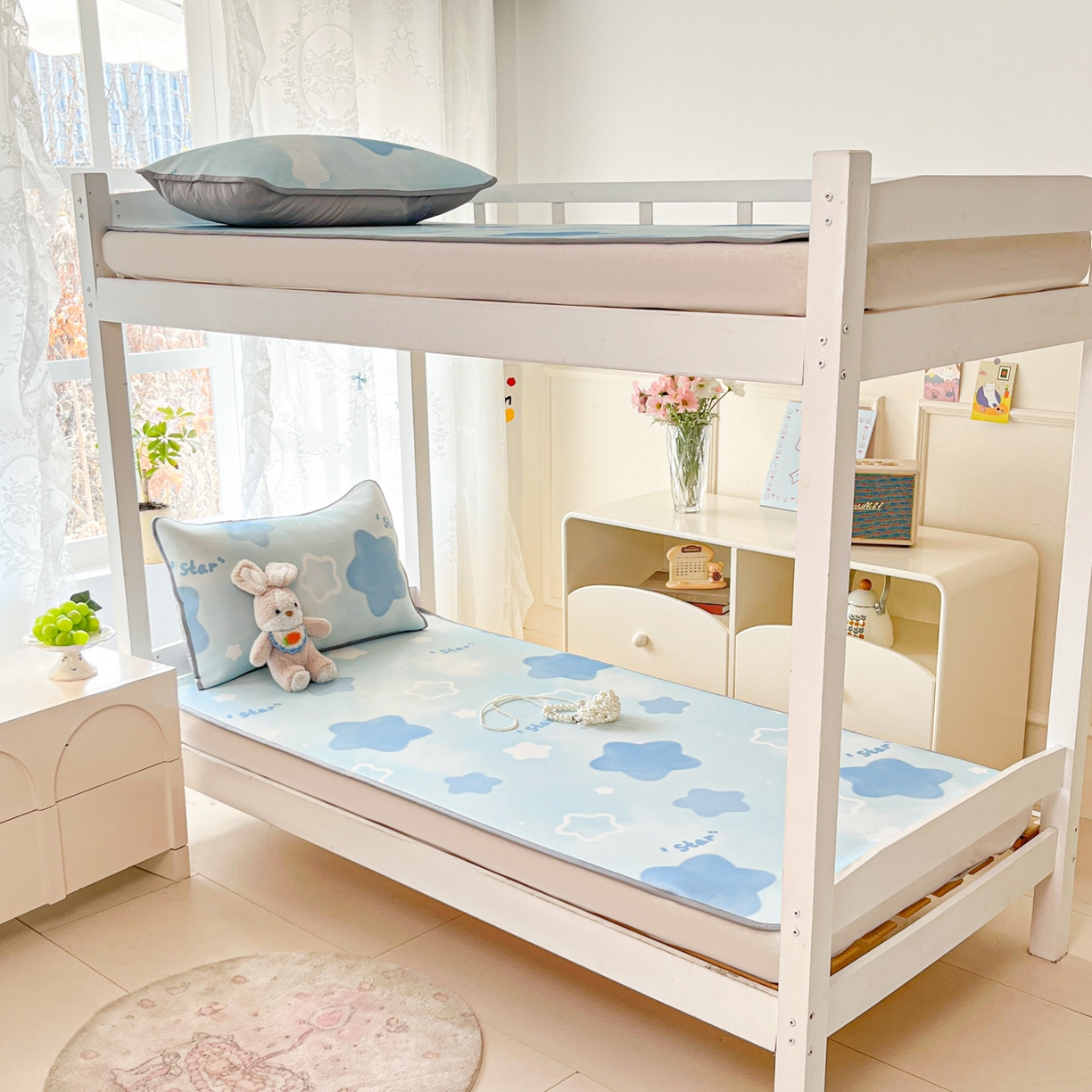 91家纺网 家纺一手货源 找家纺 川悦生活 2026新款凉感冰丝席小阪凉感冰丝数码印花席学生床 席快乐星晴