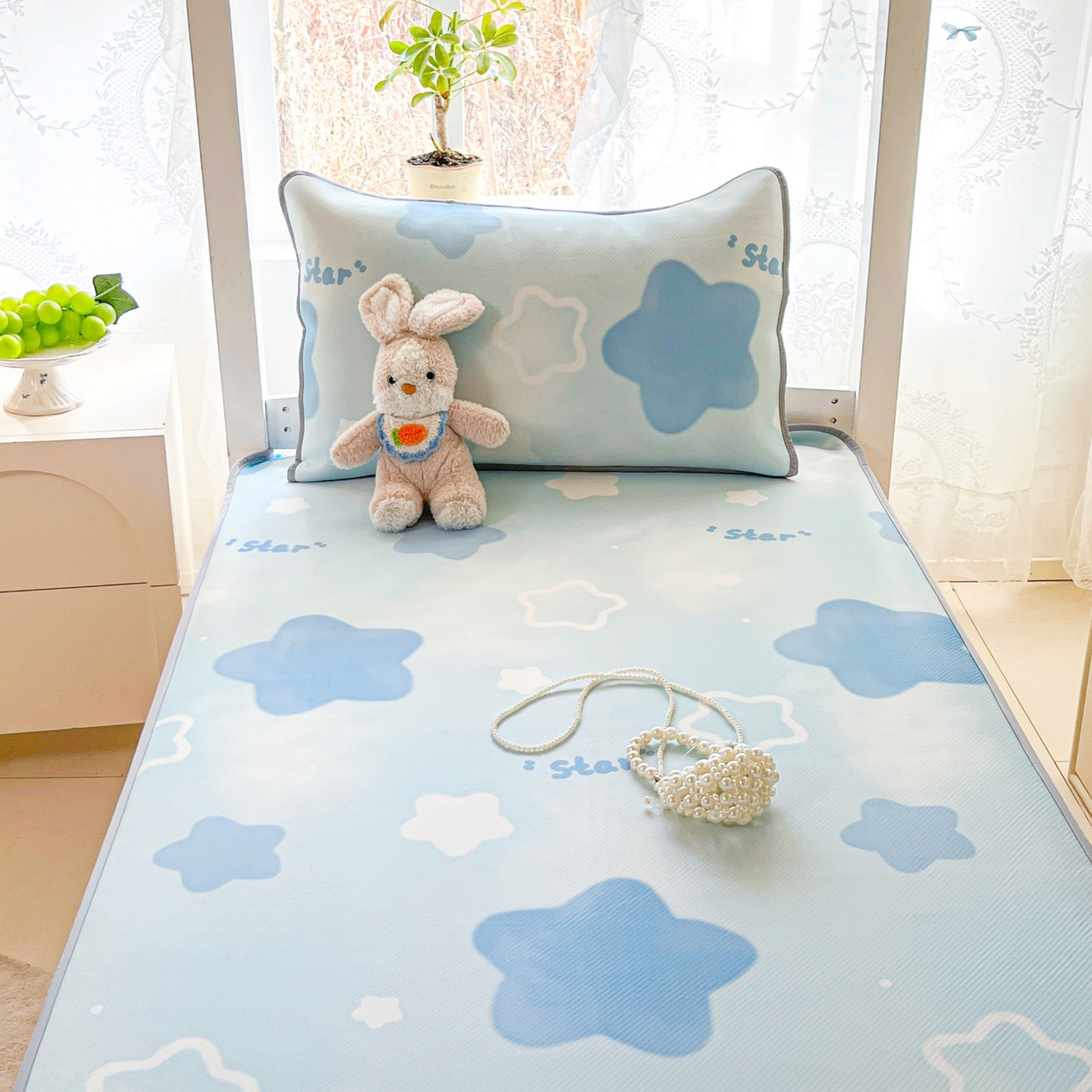 91家纺网 家纺一手货源 找家纺 川悦生活 2026新款凉感冰丝席小阪凉感冰丝数码印花席学生床 席快乐星晴