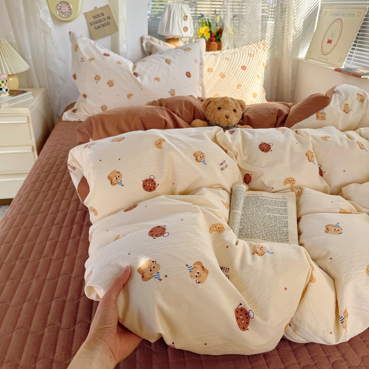 91家纺网 家纺一手货源 找家纺 麦朵家居 2026新款双层皱皱纱仿棉床盖款四件套水洗棉小清新三件套 曲奇芝士