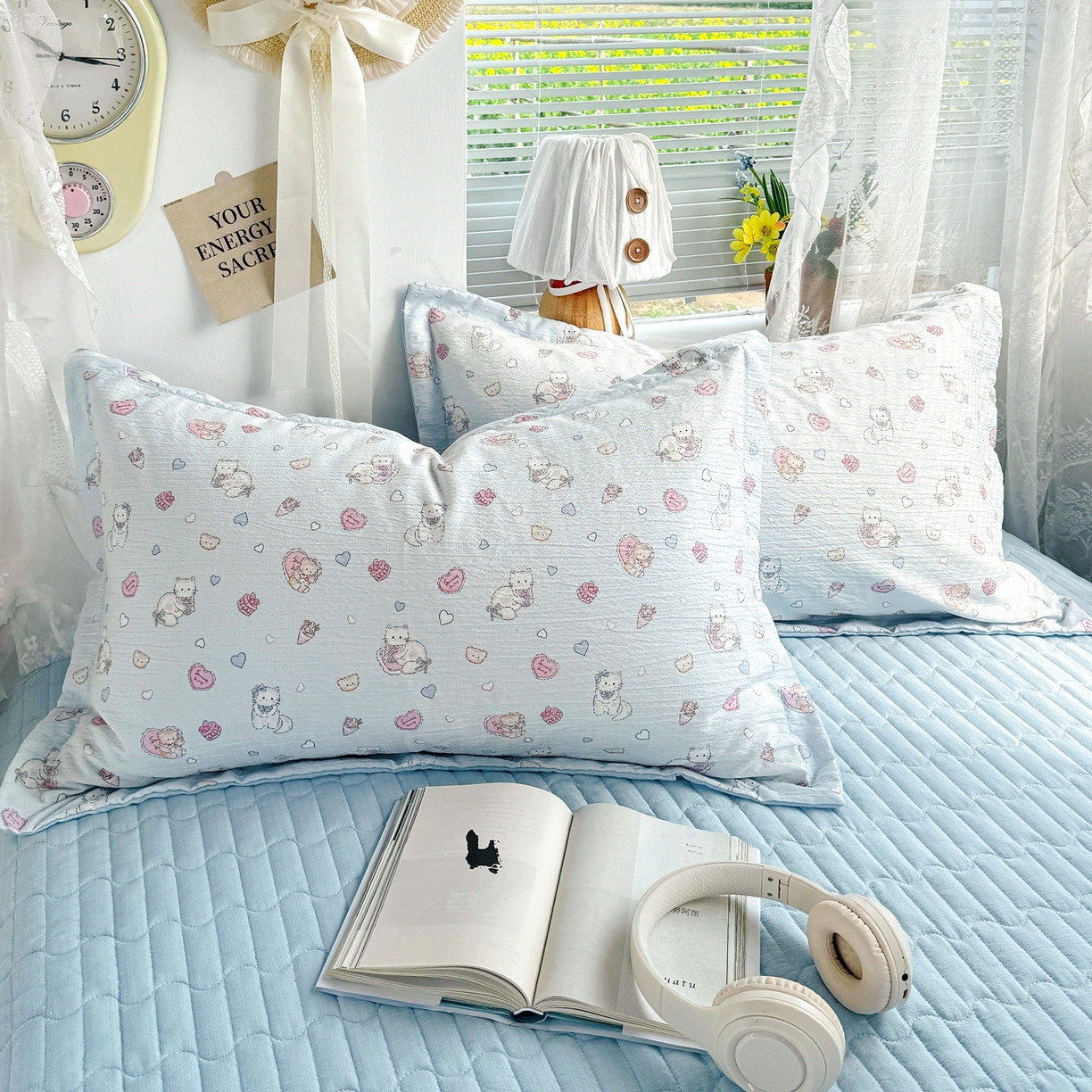 91家纺网 家纺一手货源 找家纺 麦朵家居 2026新款双层皱皱纱仿棉床盖款四件套水洗棉小清新三件套 泡芙猫咪-蓝