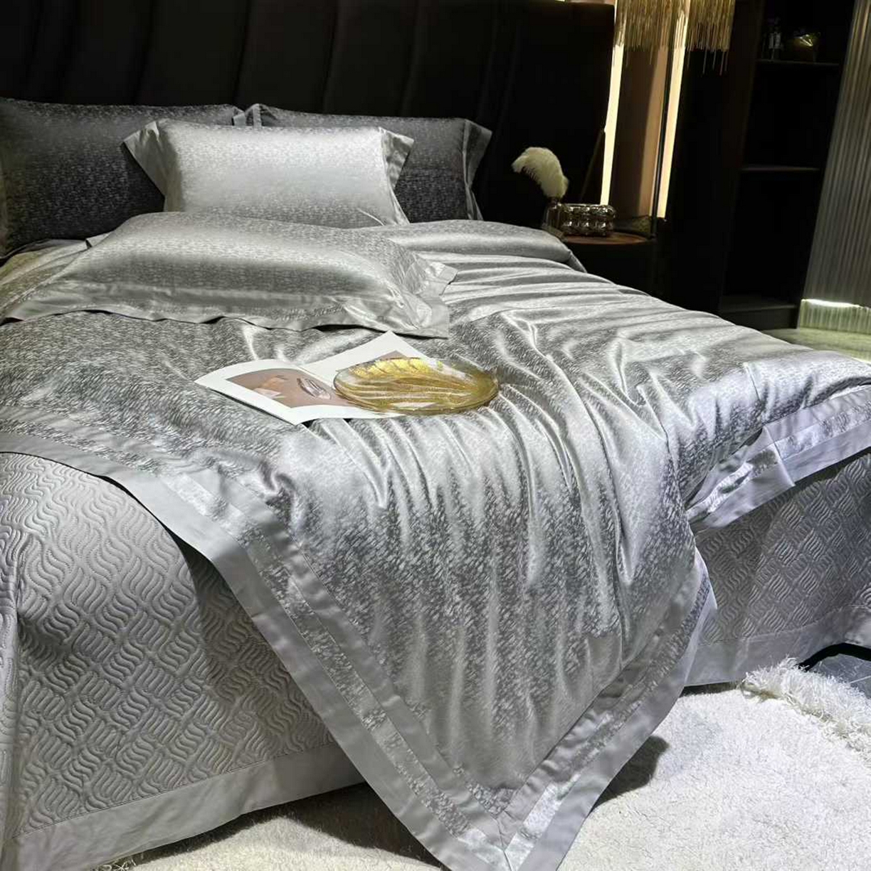 91家纺网 家纺一手货源 找家纺 edra 2026新款真丝天丝轻奢提花床盖款四件套-魅 魅-银灰