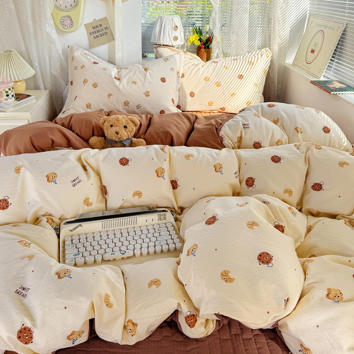 91家纺网 家纺一手货源 找家纺 麦朵家居 2026新款双层皱皱纱仿棉床盖款四件套水洗棉小清新三件套 曲奇芝士