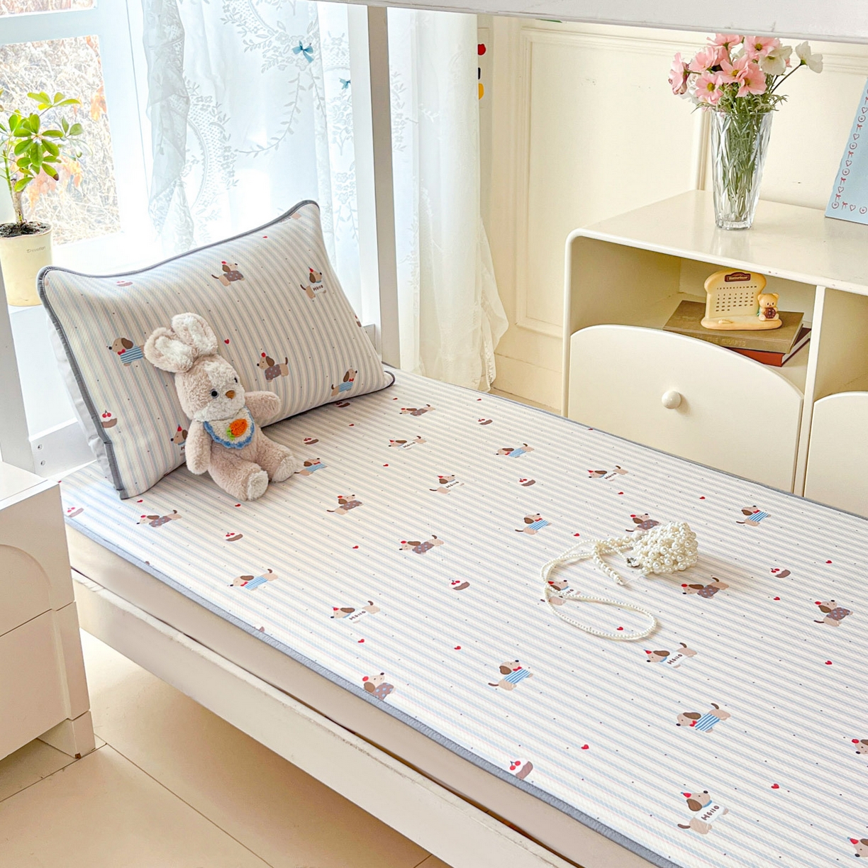 91家纺网 家纺一手货源 找家纺 川悦生活 2026新款凉感冰丝席小阪凉感冰丝数码印花席学生床 席腊肠甜心