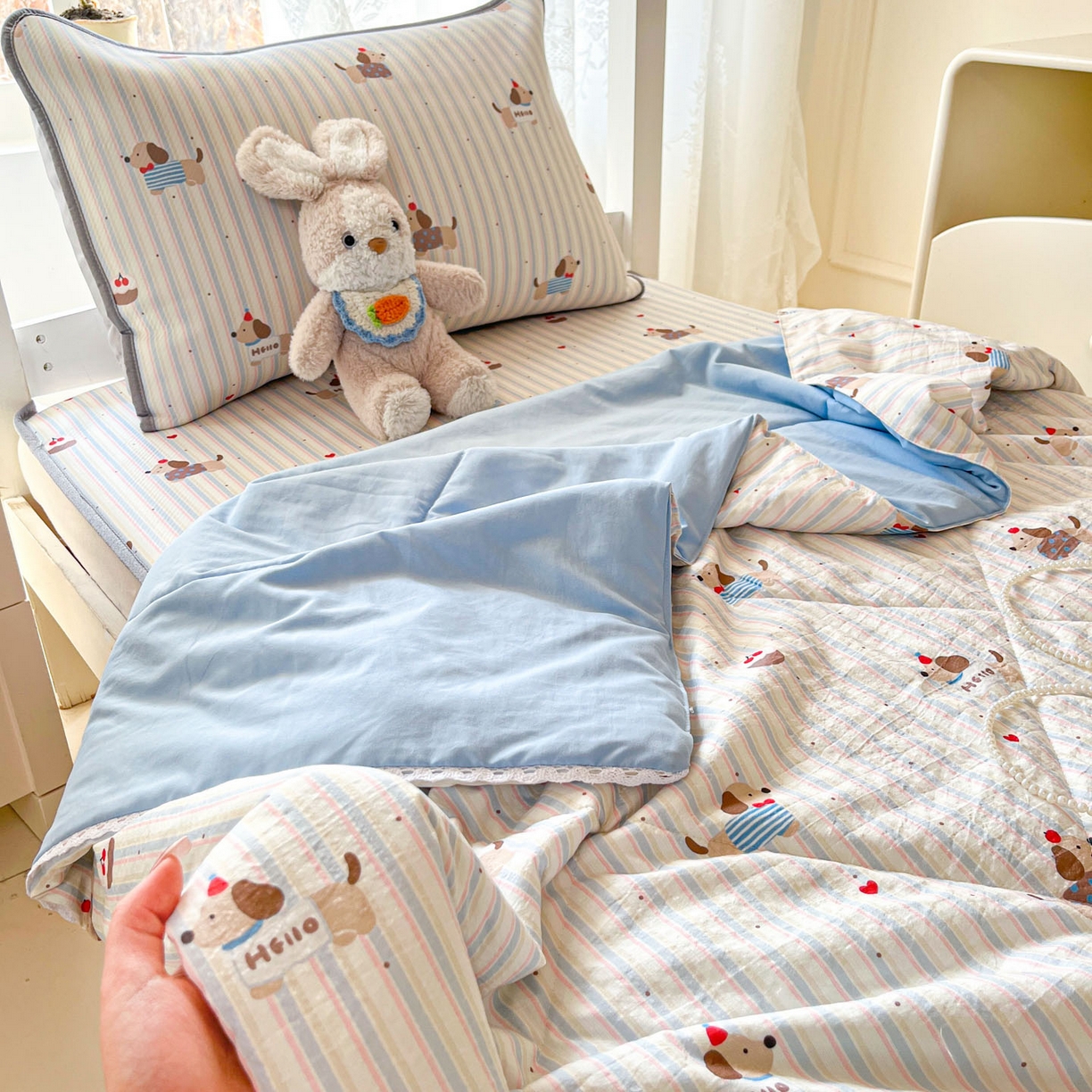 91家纺网 家纺一手货源 找家纺 川悦生活 2026新款凉感冰丝席小阪凉感冰丝数码印花席学生床 席腊肠甜心