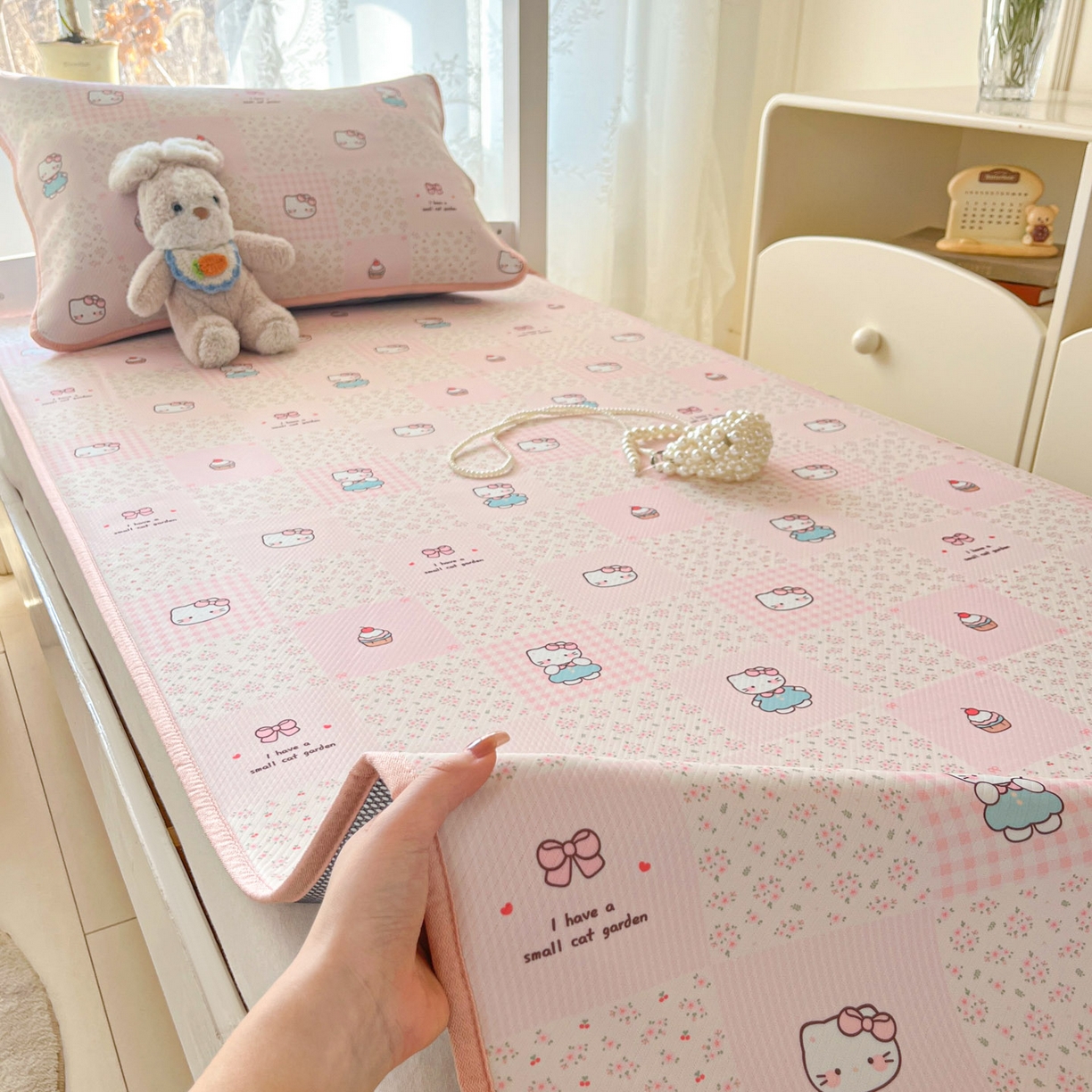 91家纺网 家纺一手货源 找家纺 川悦生活 2026新款凉感冰丝席小阪凉感冰丝数码印花席学生床 席奶油糕糕喵