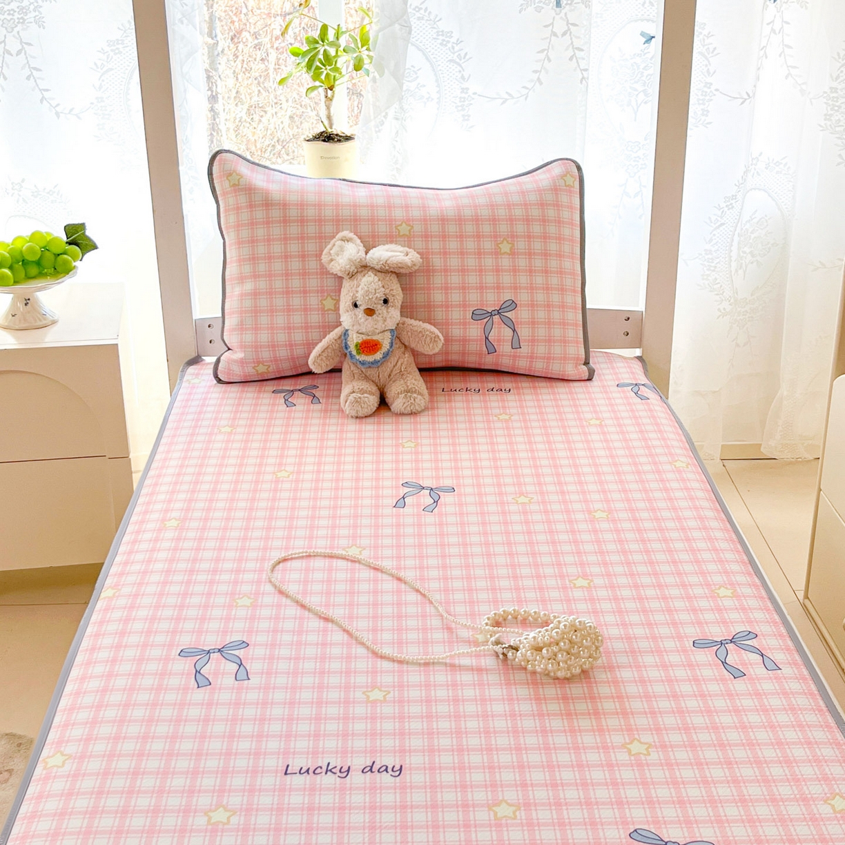 91家纺网 家纺一手货源 找家纺 川悦生活 2026新款凉感冰丝席小阪凉感冰丝数码印花席学生床 席奶油可盐