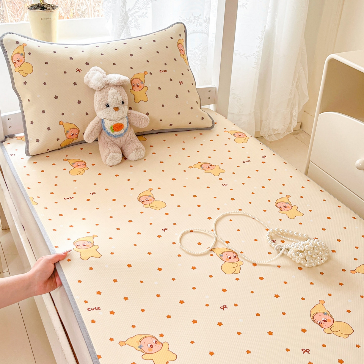 91家纺网 家纺一手货源 找家纺 川悦生活 2026新款凉感冰丝席小阪凉感冰丝数码印花席学生床 席恰星星