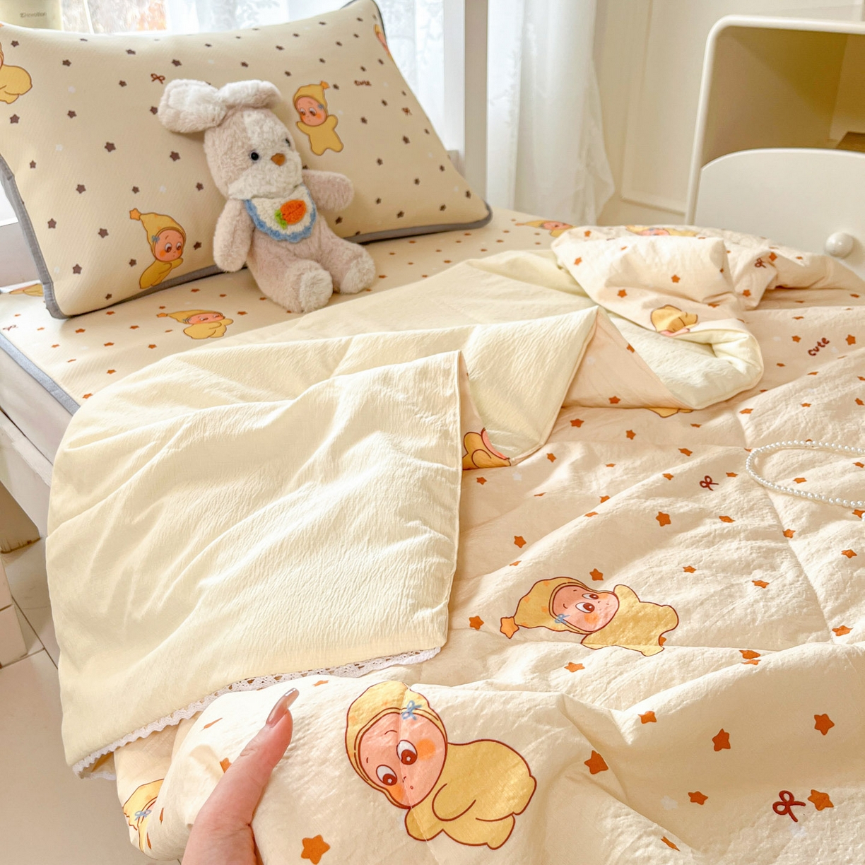 91家纺网 家纺一手货源 找家纺 川悦生活 2026新款凉感冰丝席小阪凉感冰丝数码印花席学生床 席恰星星