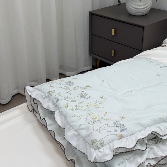 91家纺网 家纺一手货源 找家纺 申龙家纺 2026新款皱皱纱荷叶边夏凉被 青野拾光