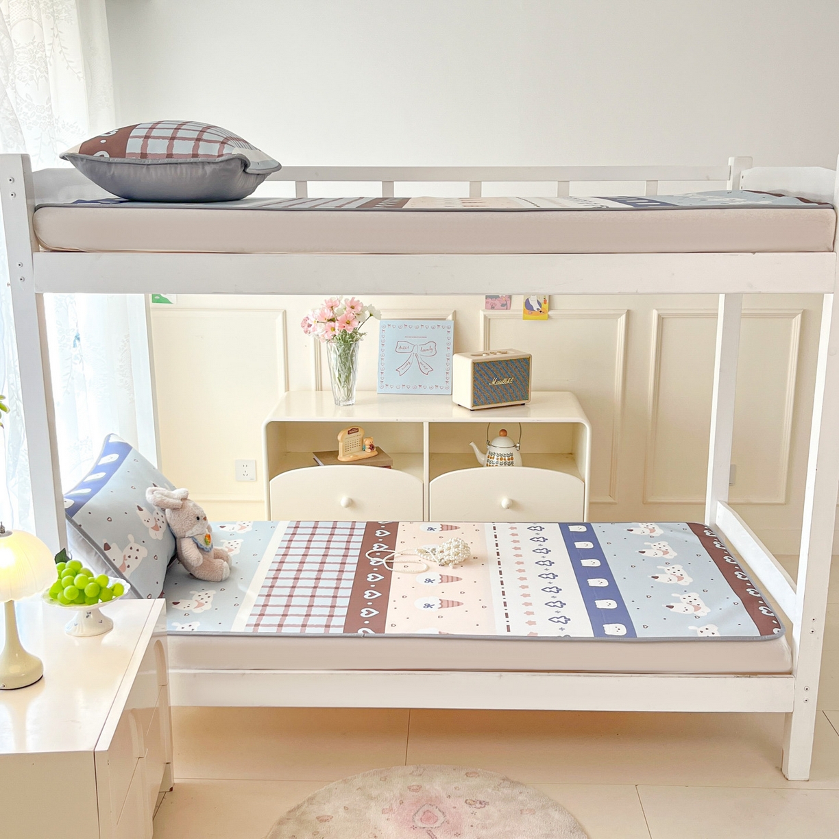 91家纺网 家纺一手货源 找家纺 川悦生活 2026新款凉感冰丝席小阪凉感冰丝数码印花席学生床 席巧克力乐园