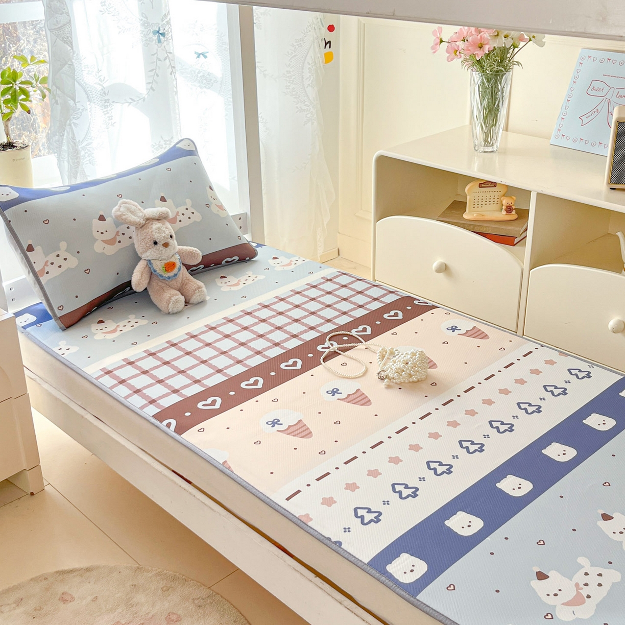 91家纺网 家纺一手货源 找家纺 川悦生活 2026新款凉感冰丝席小阪凉感冰丝数码印花席学生床 席巧克力乐园