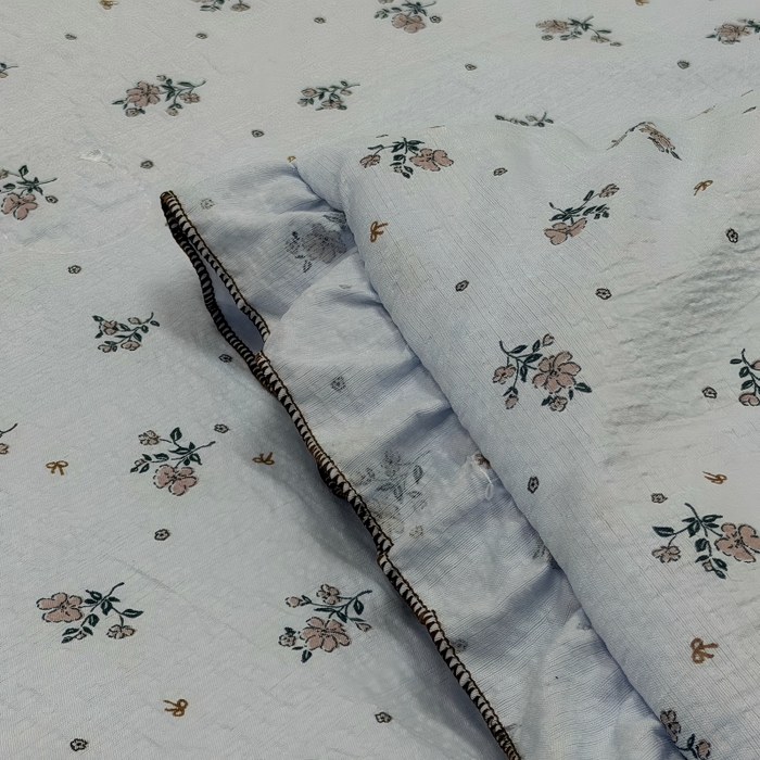 91家纺网 家纺一手货源 找家纺 申龙家纺 2026新款皱皱纱荷叶边夏凉被 雾蓝碎语