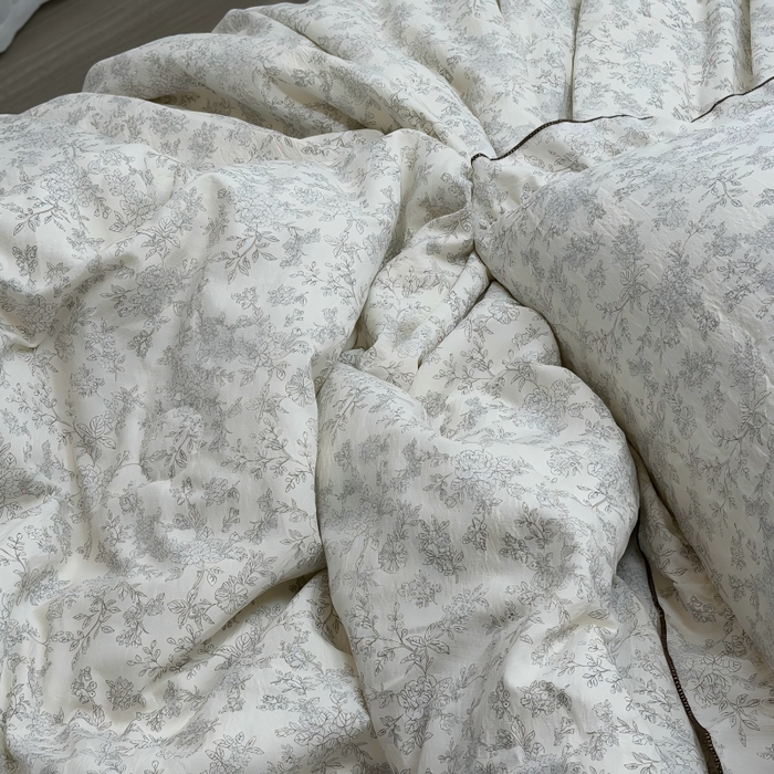 91家纺网 家纺一手货源 找家纺 申龙家纺 2026新款皱皱纱荷叶边夏凉被 素色藤萝