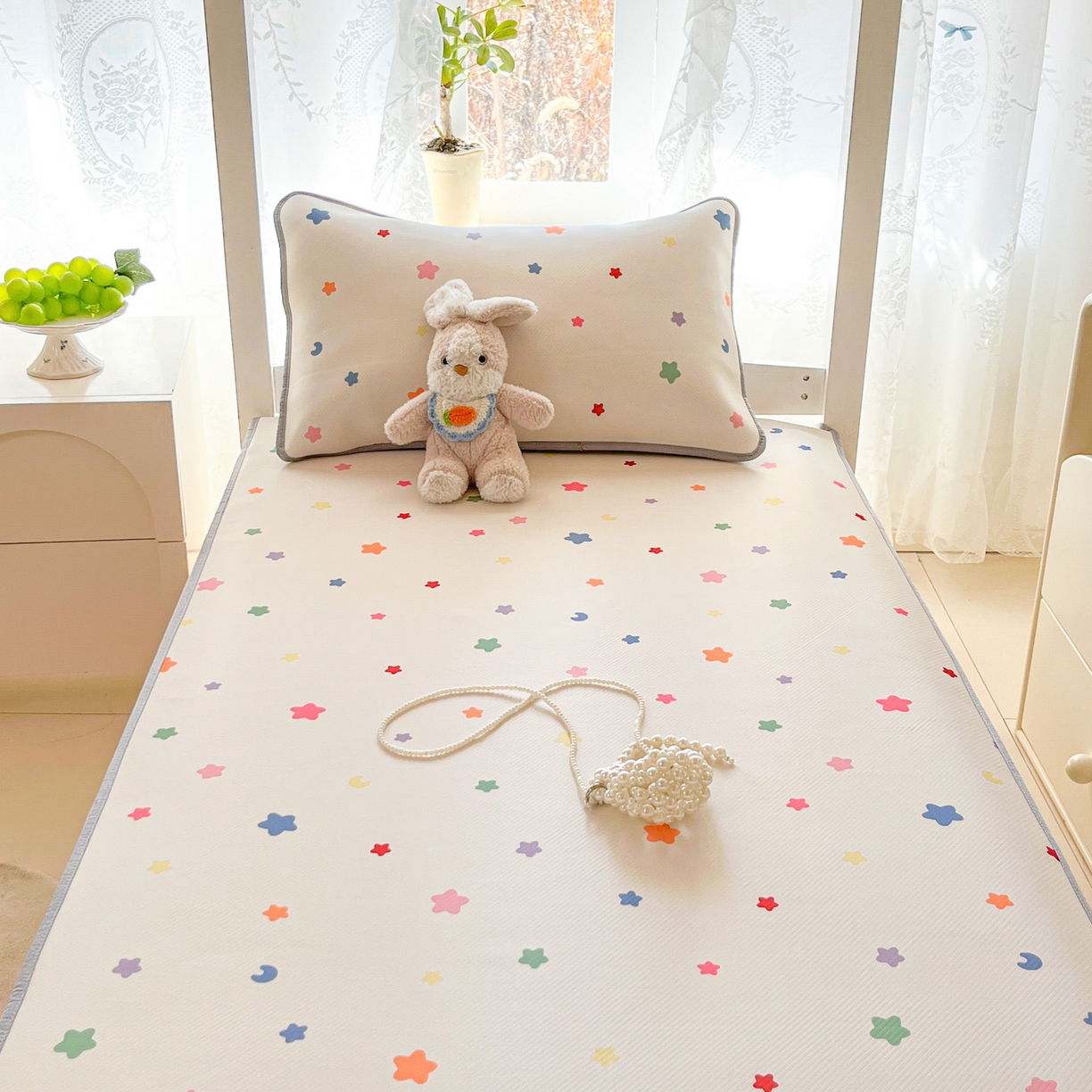 91家纺网 家纺一手货源 找家纺 川悦生活 2026新款凉感冰丝席小阪凉感冰丝数码印花席学生床 席晴天星星