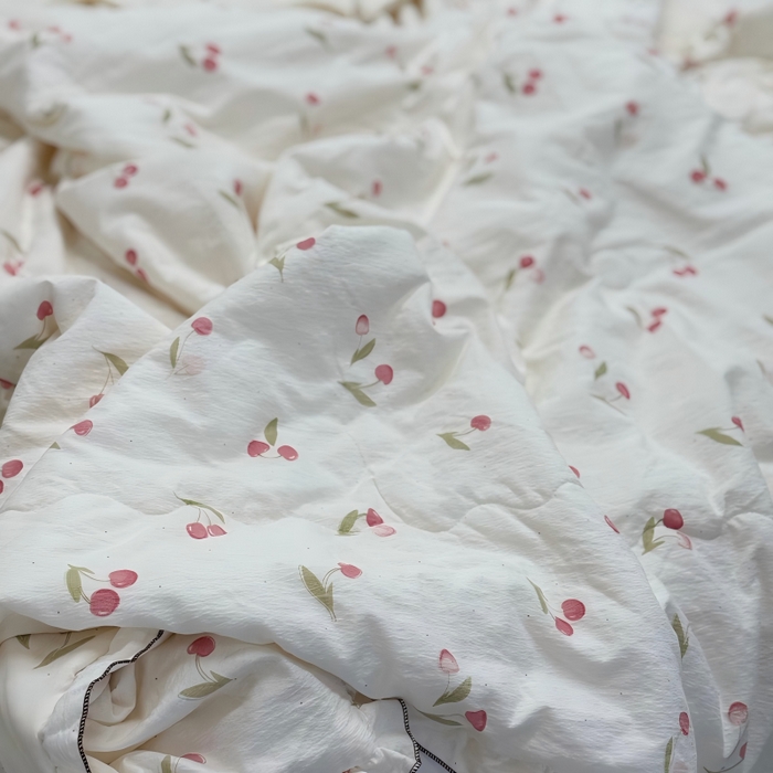 91家纺网 家纺一手货源 找家纺 申龙家纺 2026新款皱皱纱荷叶边夏凉被 樱桃熟了